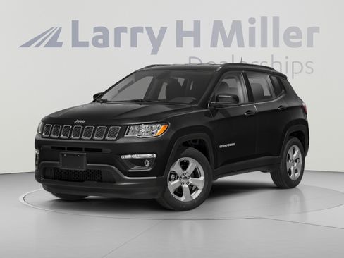 Used 2018 Jeep Compass Latitude w/ Popular Equipment Group FWD image 1