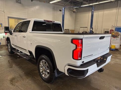 New 2026 Chevrolet Silverado 2500 High Country w/ Technology Package AWD/4WD image 4