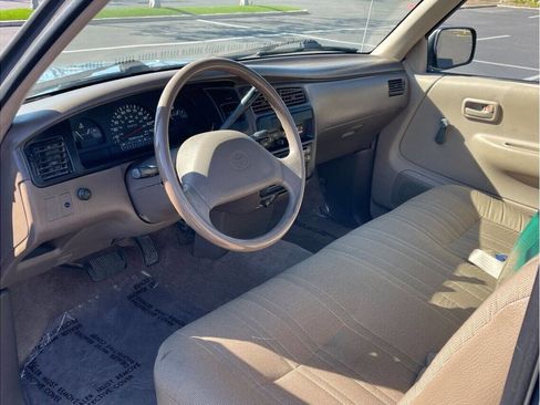 Used 1993 Toyota T100 2WD Regular Cab image 9