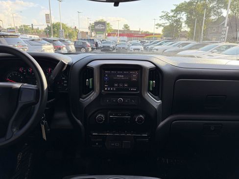 Used 2021 Chevrolet Silverado 1500 Custom AWD/4WD image 33