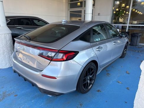 Used 2025 Honda Civic Sport image 2