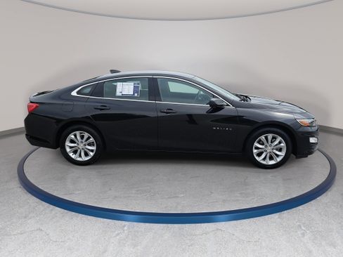 Used 2024 Chevrolet Malibu LT FWD image 4