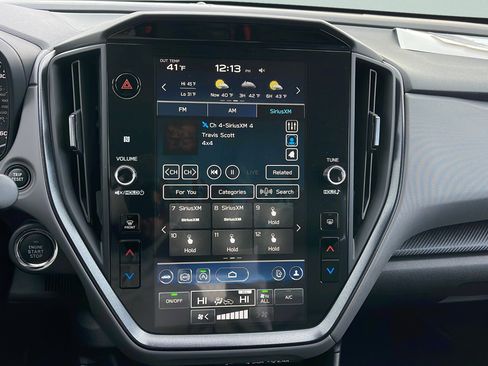 Certified 2025 Subaru Crosstrek 2.5i Limited w/ Crosstrek Mirror Package image 15