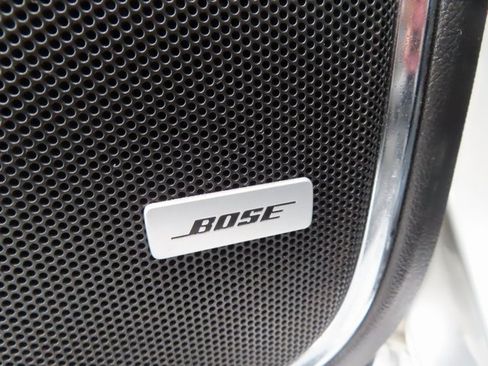 Used 2015 Chevrolet Suburban LTZ image 13