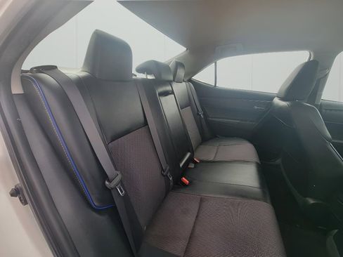 Used 2017 Toyota Corolla SE w/ Carpet Mat Package (TMS) image 30