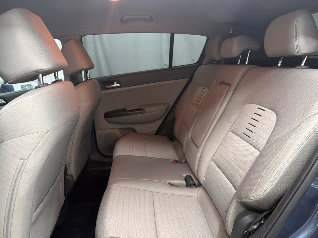 Used 2018 Kia Sportage LX FWD image 23