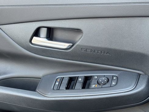 New 2026 Nissan Sentra SV w/ SV Convenience Package FWD image 15