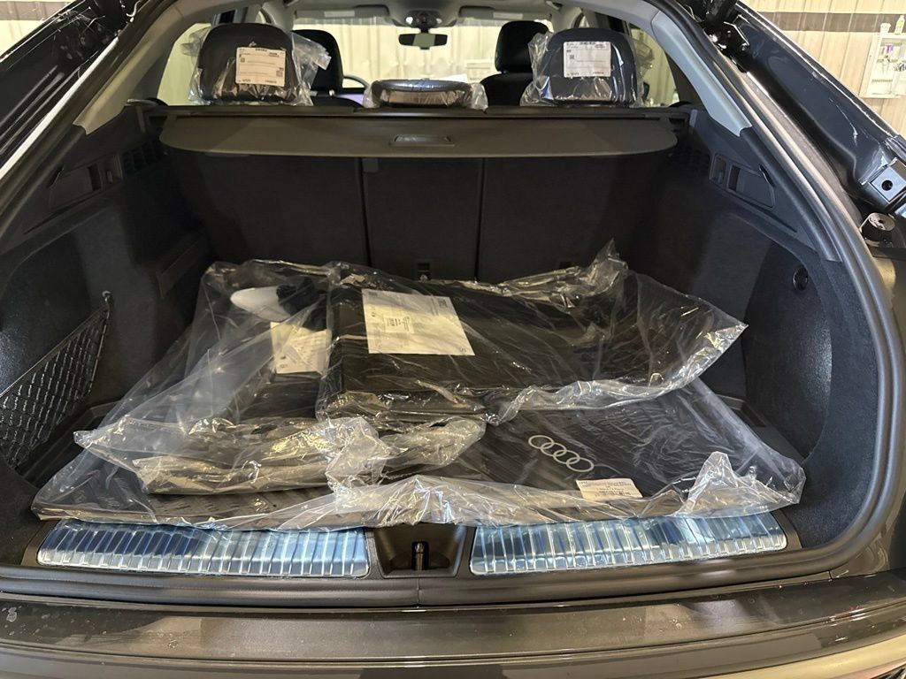 New 2026 Audi Q5 Premium AWD/4WD image 18