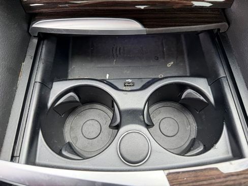 Used 2023 BMW 530i w/ Convenience Package RWD image 24