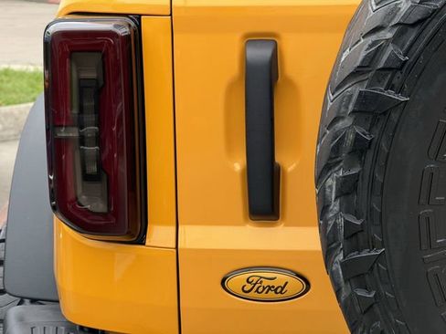 Used 2021 Ford Bronco Badlands image 6