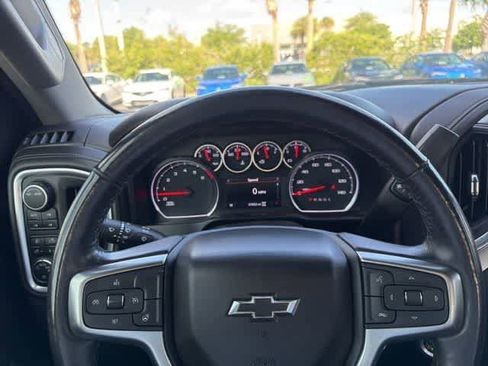 Used 2021 Chevrolet Silverado 1500 LT Trail Boss w/ Convenience Package II AWD/4WD image 28