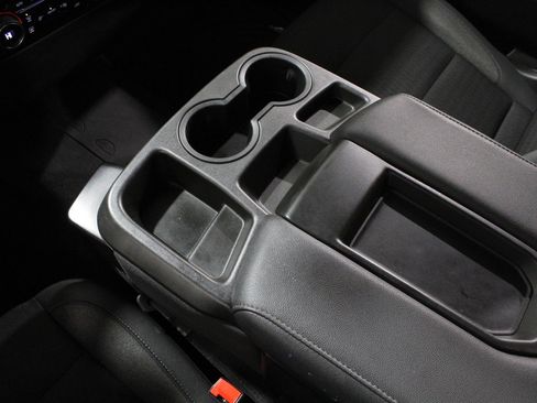 Certified 2022 Chevrolet Silverado 1500 LT w/ Z71 Off-Road Package image 17