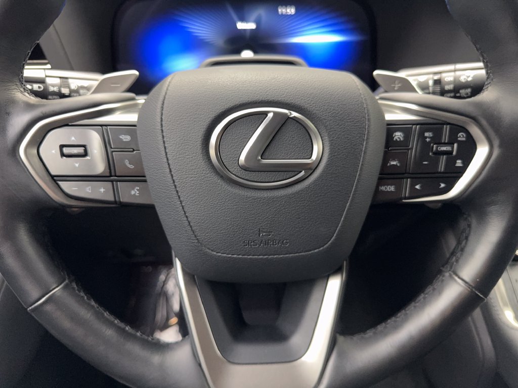 Used 2025 Lexus GX 550 w/ Cold Area Package AWD/4WD image 61