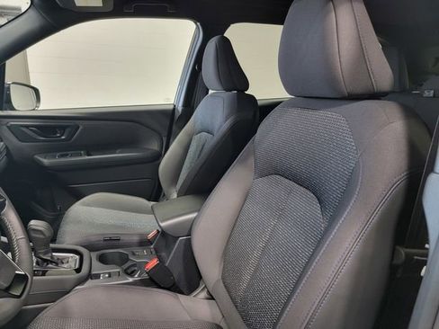 Used 2025 Subaru Forester Premium w/ Convenience Package #1 AWD/4WD image 12