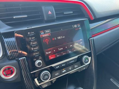 Used 2020 Honda Civic Touring image 11