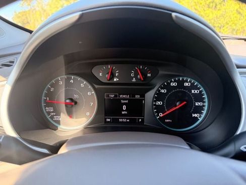 Used 2025 Chevrolet Malibu LT FWD image 6