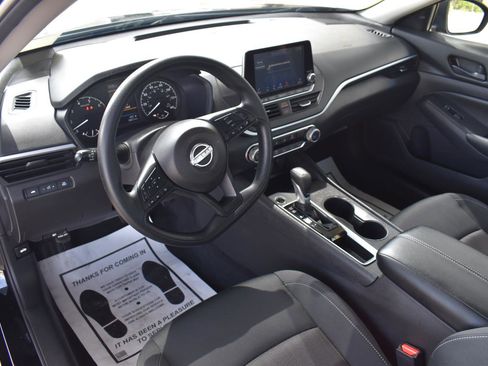 Used 2025 Nissan Altima 2.5 S image 23