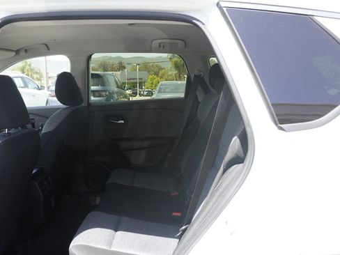 Used 2023 Nissan Rogue SV FWD image 16