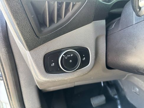 Used 2019 Ford Transit Connect XL FWD image 15
