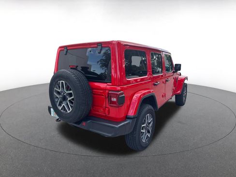 Used 2025 Jeep Wrangler Unlimited Sahara AWD/4WD image 8