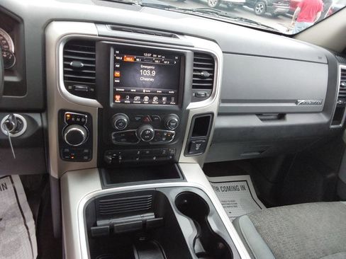 Used 2017 RAM 1500 Big Horn image 12