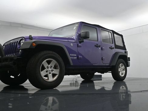 Used 2018 Jeep Wrangler Unlimited Sport S AWD/4WD image 20