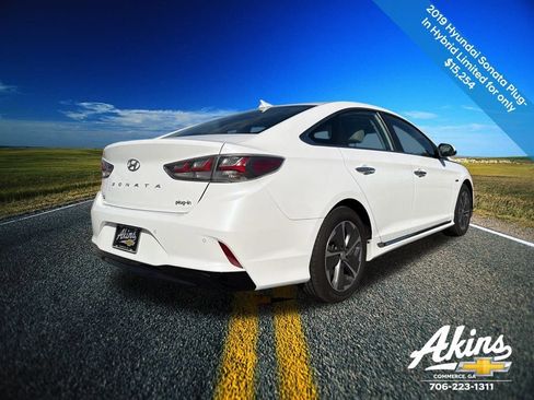 Used 2019 Hyundai Sonata Limited image 6