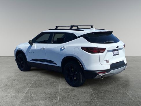 Used 2023 Chevrolet Blazer LT w/ Midnight/Sport Edition FWD image 3