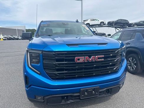 Used 2023 GMC Sierra 1500 Elevation AWD/4WD image 5