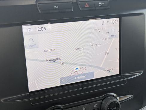 Used 2023 Ford F150 XL w/ Trailer Tow Package image 16