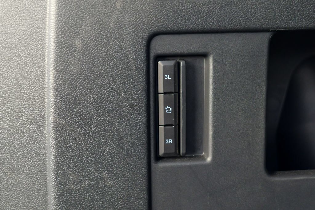 Used 2023 Ford Expedition XLT AWD/4WD image 61