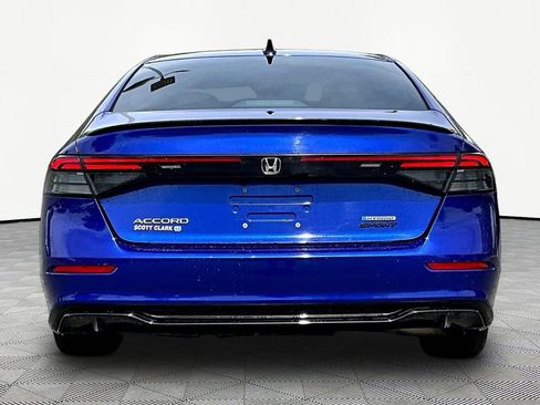 Used 2024 Honda Accord Sport image 7