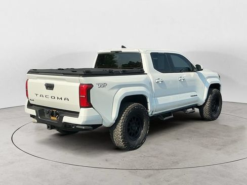 Used 2026 Toyota Tacoma TRD Sport AWD/4WD image 5