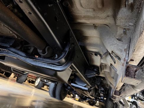 Used 2002 Ford F350 Lariat image 35