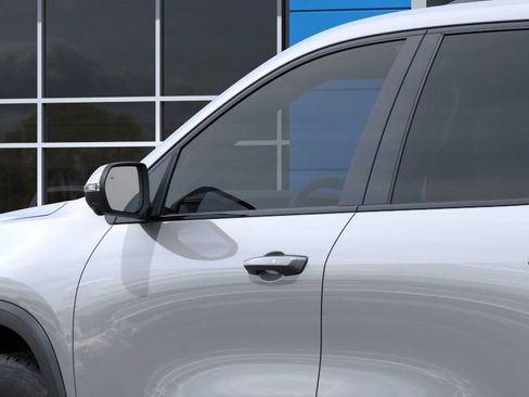 New 2026 GMC Acadia AT4 image 36