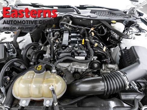 Used 2022 Ford Mustang Premium RWD image 7