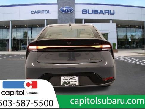 Used 2024 Toyota Prius Prime FWD image 4