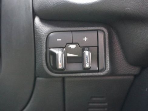 Used 2023 Dodge Durango GT image 32