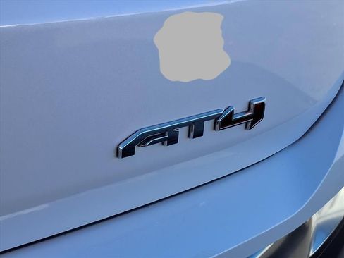 Used 2022 GMC Terrain AT4 image 23