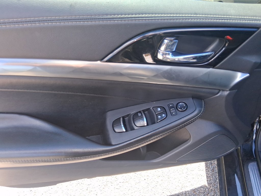 Used 2021 Nissan Maxima 3.5 SV w/ Floor Mat Group FWD image 9