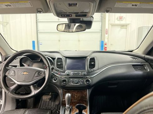 Used 2014 Chevrolet Impala LTZ image 10