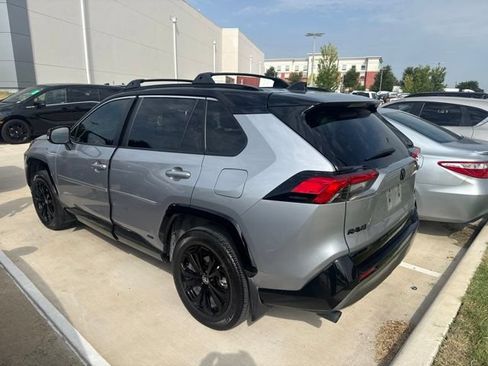 Used 2025 Toyota RAV4 XSE w/ Advanced Technology Package AWD/4WD image 4