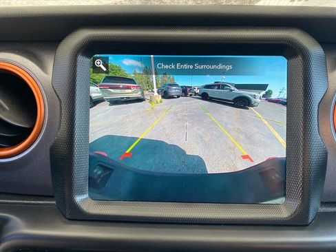 Used 2022 Jeep Gladiator Mojave w/ LED Lighting Group AWD/4WD image 15
