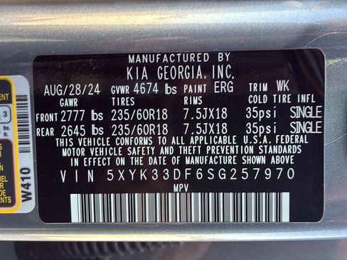 Used 2025 Kia Sportage EX FWD image 29