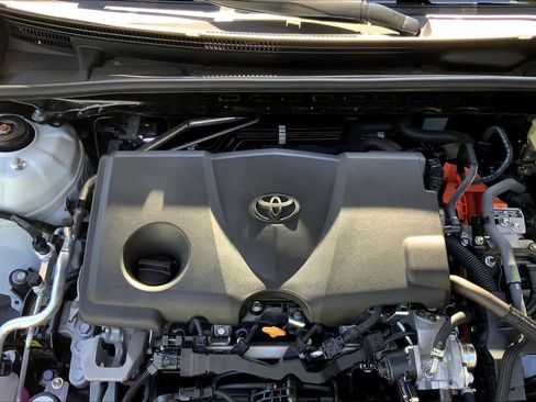 Used 2025 Toyota Camry SE FWD image 30