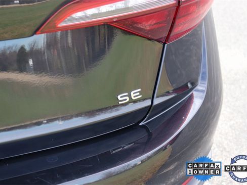 Used 2024 Volkswagen Jetta SE image 9