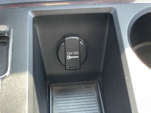 Used 2012 RAM 1500 Laramie image 22