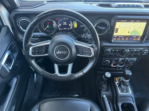 Used 2023 Jeep Wrangler Unlimited Sahara w/ Cold Weather Group AWD/4WD image 14