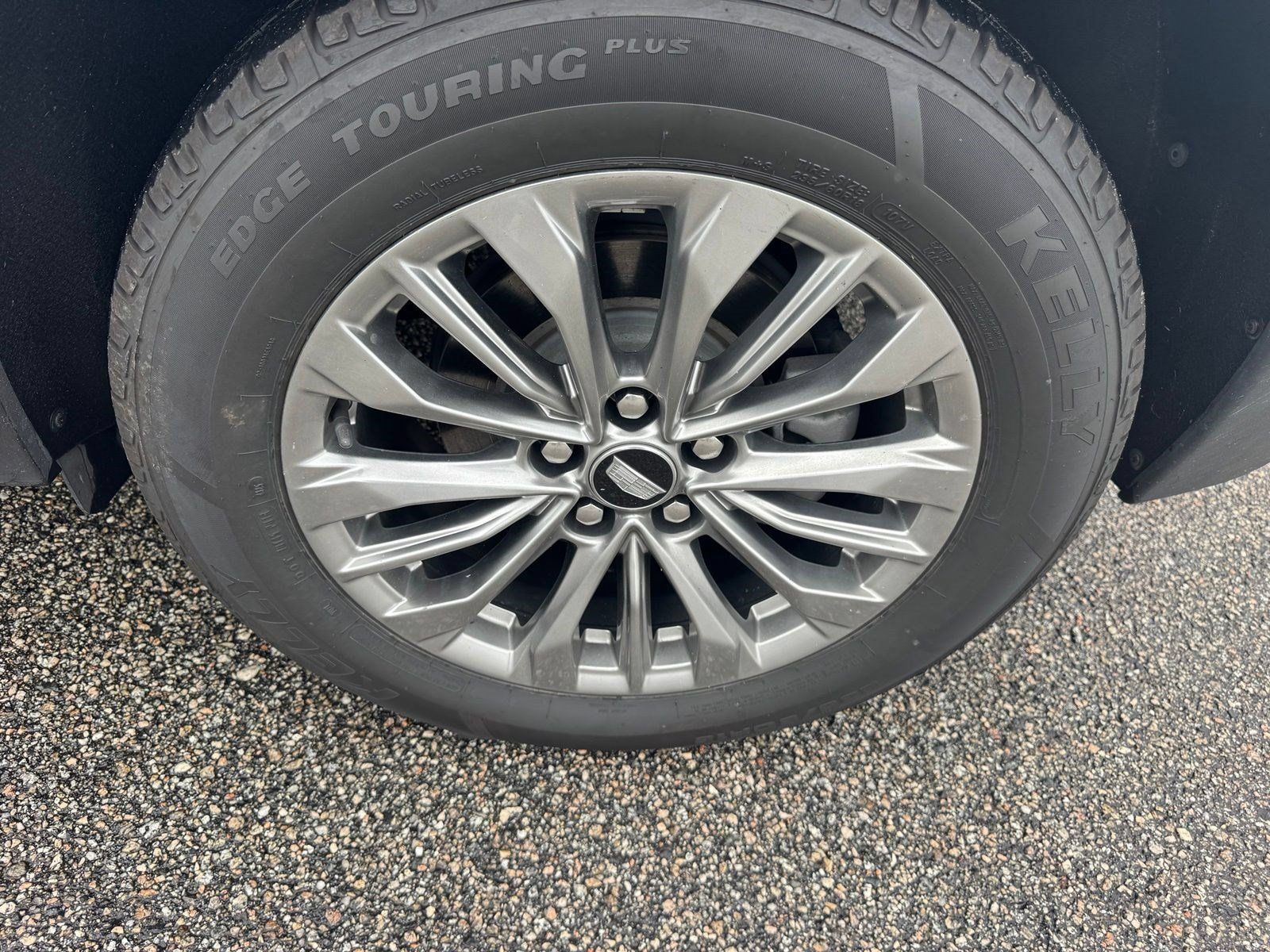 Used 2025 Cadillac XT4 Premium Luxury AWD/4WD image 28