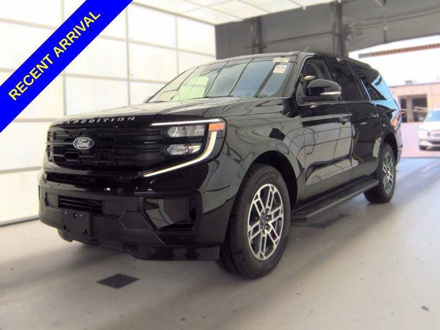 Used 2025 Ford Expedition Max Active AWD/4WD image 1